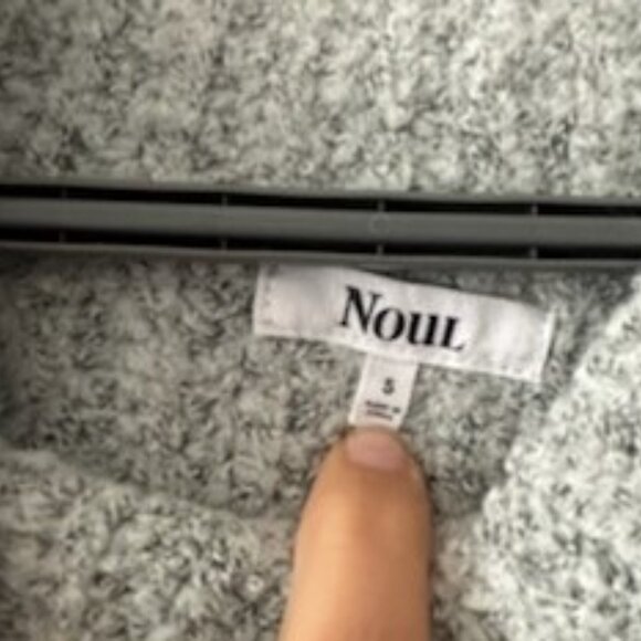 OAK + FORT Noul Grey Sweater with pendulum sleeves #sweaterweather Small - Picture 4 of 6